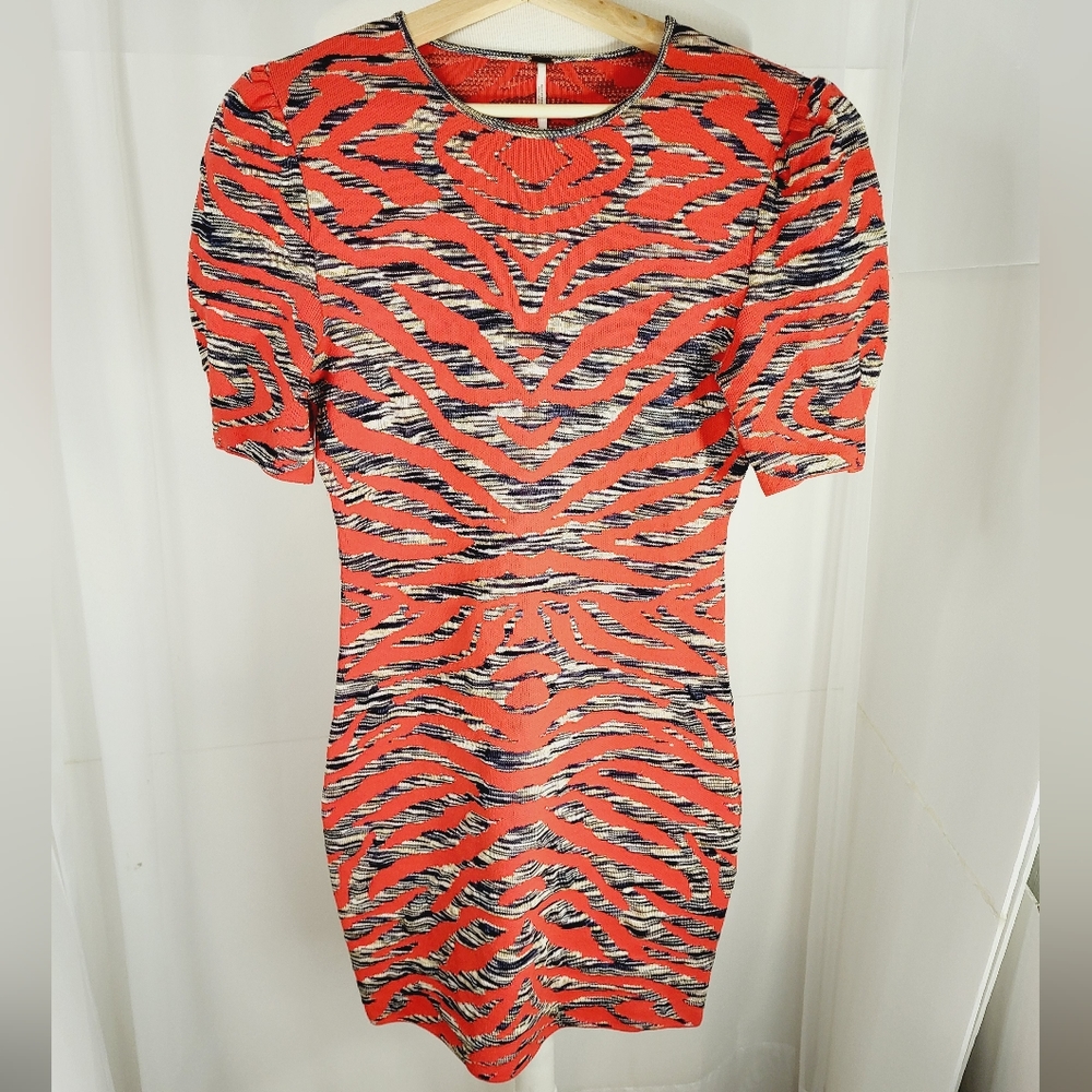 FREE PEOPLE Sweater Dress Size Small NEW